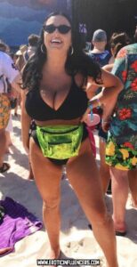Laura Bessette American Huge Breasts Influencer Female Titty